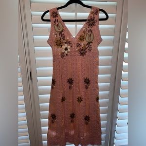 Stunning dress with crotchet detail!